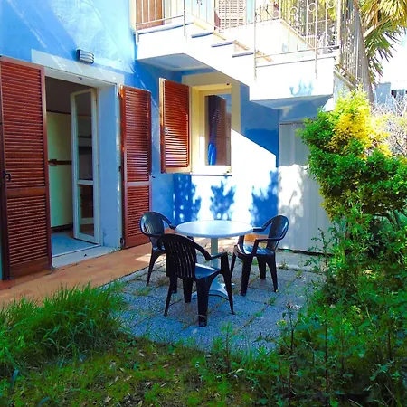 N157 - Numana, Trilocale Con Giardino In Centro Apartment Numana
