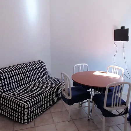 N157 - Numana, Trilocale Con Giardino In Centro Apartment *